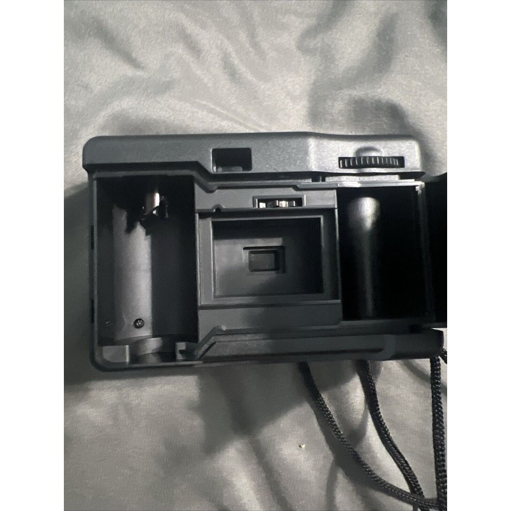 ⭐ BELL & HOWELL Focus Free 35mm Point & Shoot Film Camera - TESTED ⭐ - Picture 13 of 13
